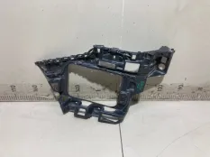 Кронштейн бампера задний левый Volkswagen Touareg