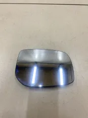 Зеркальный элемент правый Toyota Auris E150