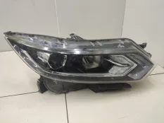 Фара правая Nissan Qashqai J11