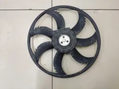 Вентилятор радиатора Toyota Yaris 4 M15AFXE