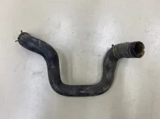 Патрубок радиатора верхний Ford Focus 1 ХЭТЧБЕК