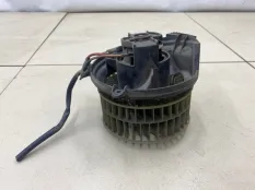 Моторчик отопителя Mercedes-Benz E-Class W124 M103