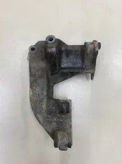 Кронштейн генератора Chevrolet Niva 2123 2004