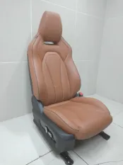 Сиденье переднее правое Omoda C5 SQRE4T15C 2023