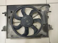 Вентилятор радиатора Renault Sandero 2