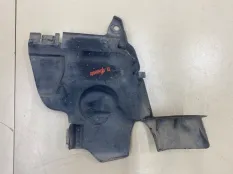 Пыльник двигателя боковой правый Renault Kaptur