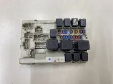 Блок предохранителей Nissan Teana J31 QR20DE 2006