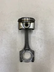 Поршень с шатуном Geely Emgrand X7 S JL4G18 1.8