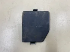 Крышка блока предхранителей Toyota RAV4 XA50