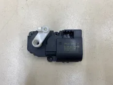 Моторчик заслонки отопителя Hyundai Starex 1 A1