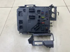 Блок предохранителей Citroen Xsara Picasso RHY