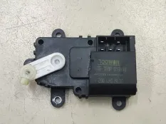 Моторчик заслонки отопителя SsangYong Rexton 1