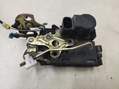 Замок двери задний левый SsangYong Rexton 1 G23D