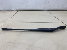 Поводок стеклоочистителя передний левый Renault