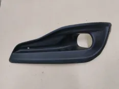 Рамка противотуманной фары левая Citroen C4 2