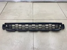 Решетка в бампер центральная Mitsubishi ASX