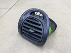 Дефлектор воздушный правый Citroen Xsara Picasso