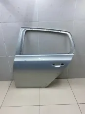 Дверь задняя левая Volkswagen Golf 6 5K1 BSE 2012