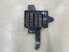Блок предохранителей салонный SsangYong Rexton 1