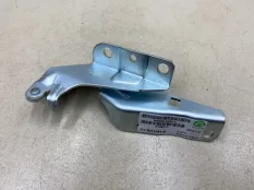 Петля капота левая Mitsubishi Outlander 3