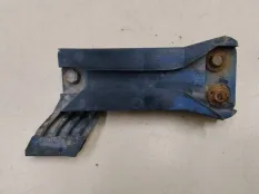 Кронштейн крепления бампера передний левый Volvo