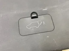 Обшивка двери багажника Jetour Dashing