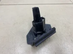 Кронштейн форсунки омывателя фары правый