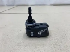 Моторчик корректора фары Skoda Rapid 1