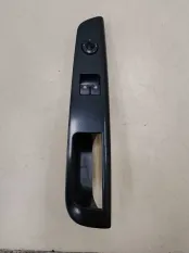 Блок управления стеклоподъемниками передний левый