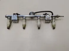 Рейка топливная (рампа) Mazda 6 GG