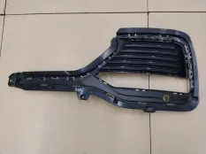 Решетка в бампер передняя левая Chery Tiggo 8 Pro