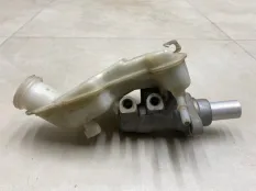 Цилиндр тормозной главный Ford Fusion F6JA ДИЗЕЛЬ