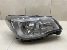 Фара правая Subaru Forester S13 SJ