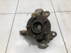 Кулак поворотный передний правый Ford Mondeo 4