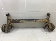 Балка задняя Toyota Yaris 1