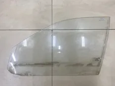 Стекло двери переднее левое Skoda Octavia A4 1998