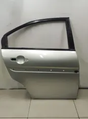 Дверь задняя правая Hyundai Verna 2 MC СЕДАН G4EE