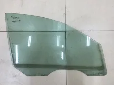 Стекло двери переднее правое Ford Focus 1 2004
