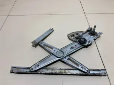 Стеклоподъемник механ. передний правый Toyota
