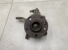 Кулак поворотный передний правый Volkswagen
