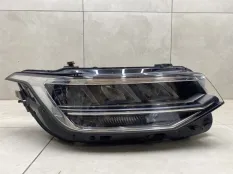 Фара правая Volkswagen Tiguan 2