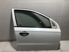 Дверь передняя правая Chevrolet Aveo T250 СЕДАН