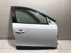 Дверь передняя правая Renault Fluence СЕДАН