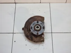 Кулак поворотный передний правый Mitsubishi Lancer