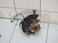 Кулак поворотный передний правый Renault Logan 2