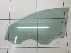 Стекло боковое переднее левое Kia Ceed 1 ED G4FA