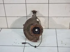 Кулак поворотный передний правый Лада 4x4 2131