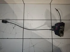 Замок двери задний правый Renault Megane 2 СЕДАН