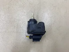Моторчик корректора фары Audi A3 8L1 ХЭТЧБЕК (3ДВ)