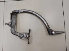 Петля крышки багажника правая Ford Focus 3